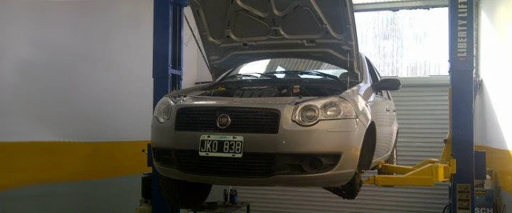 Taller de servicio mecanico integral en Trelew